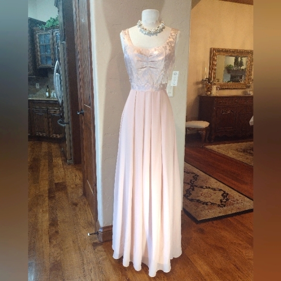 NWT Tahari Gown Brocade and Chiffon - Picture 2 of 6